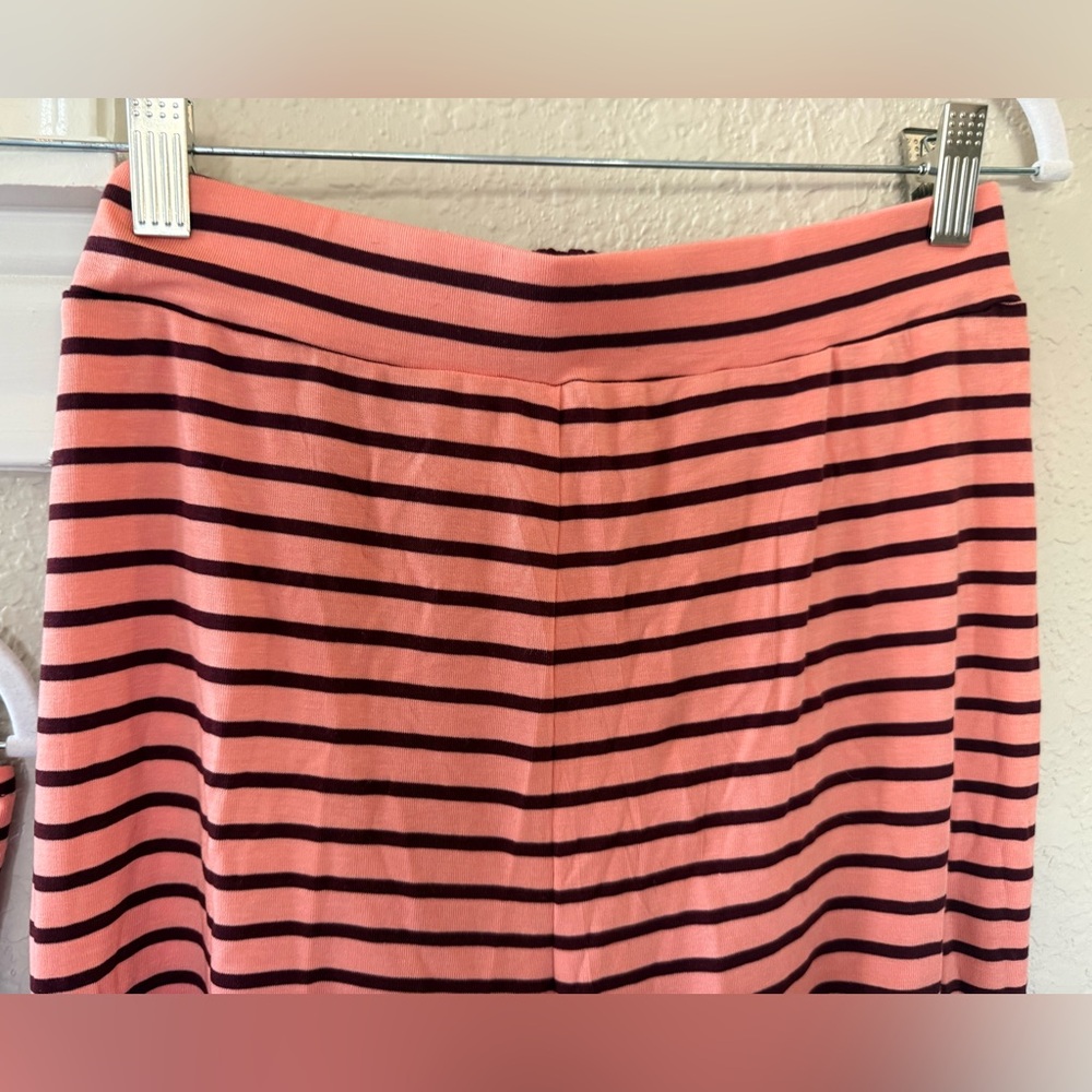 NWOT Striped Strapless two piece Set - Picture 6 of 8